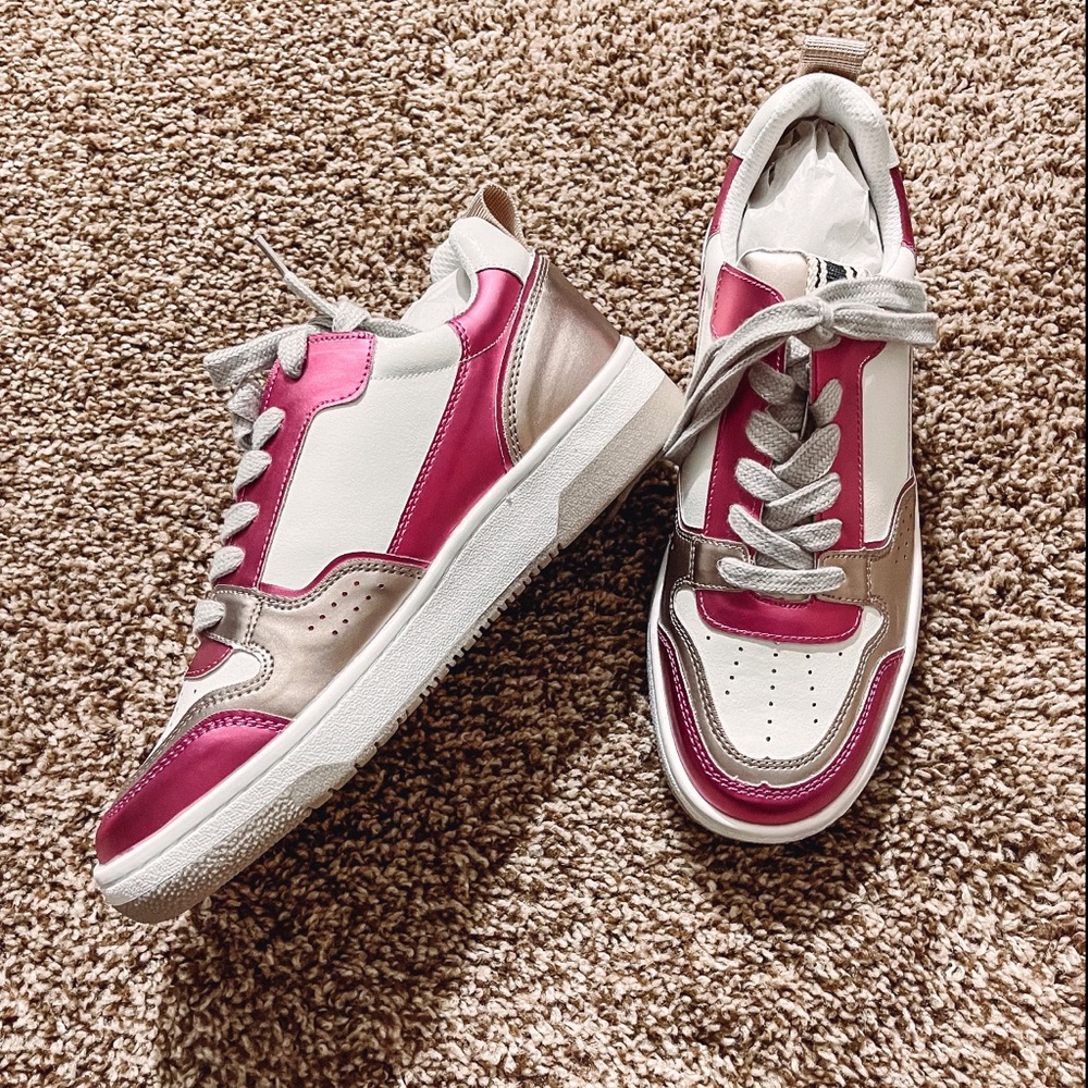 ShuShop Pink and White Retro Sneakers